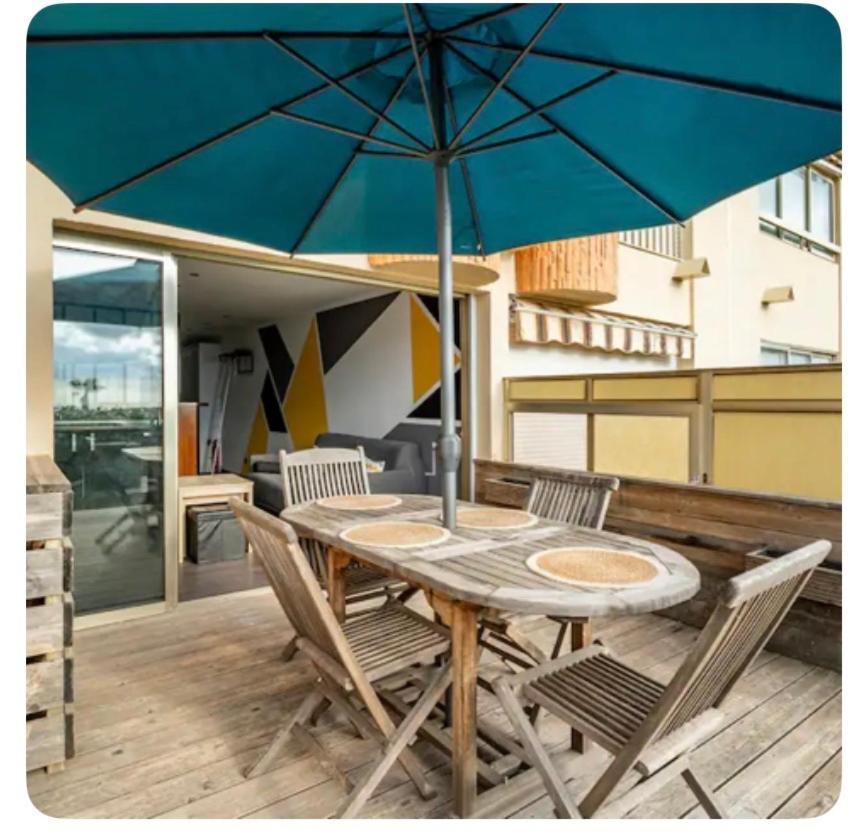Appartement Petite Endroit Splendide. à Six-Fours-les-Plages Extérieur photo